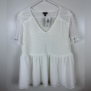 Torrid Smocked Sheer Flutter Sleeve‎ Blouse NWT Peplum White Size 3X Summer